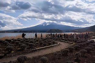 葛振：青岛西海岸正在接触新外教 若有更多赞助J罗加盟也可以的